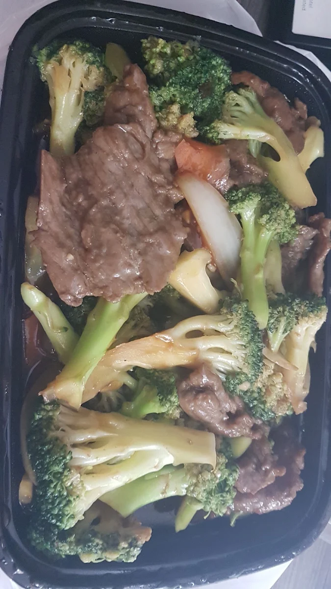 Beef Broccoli, Guangzhou Garden Restaurant