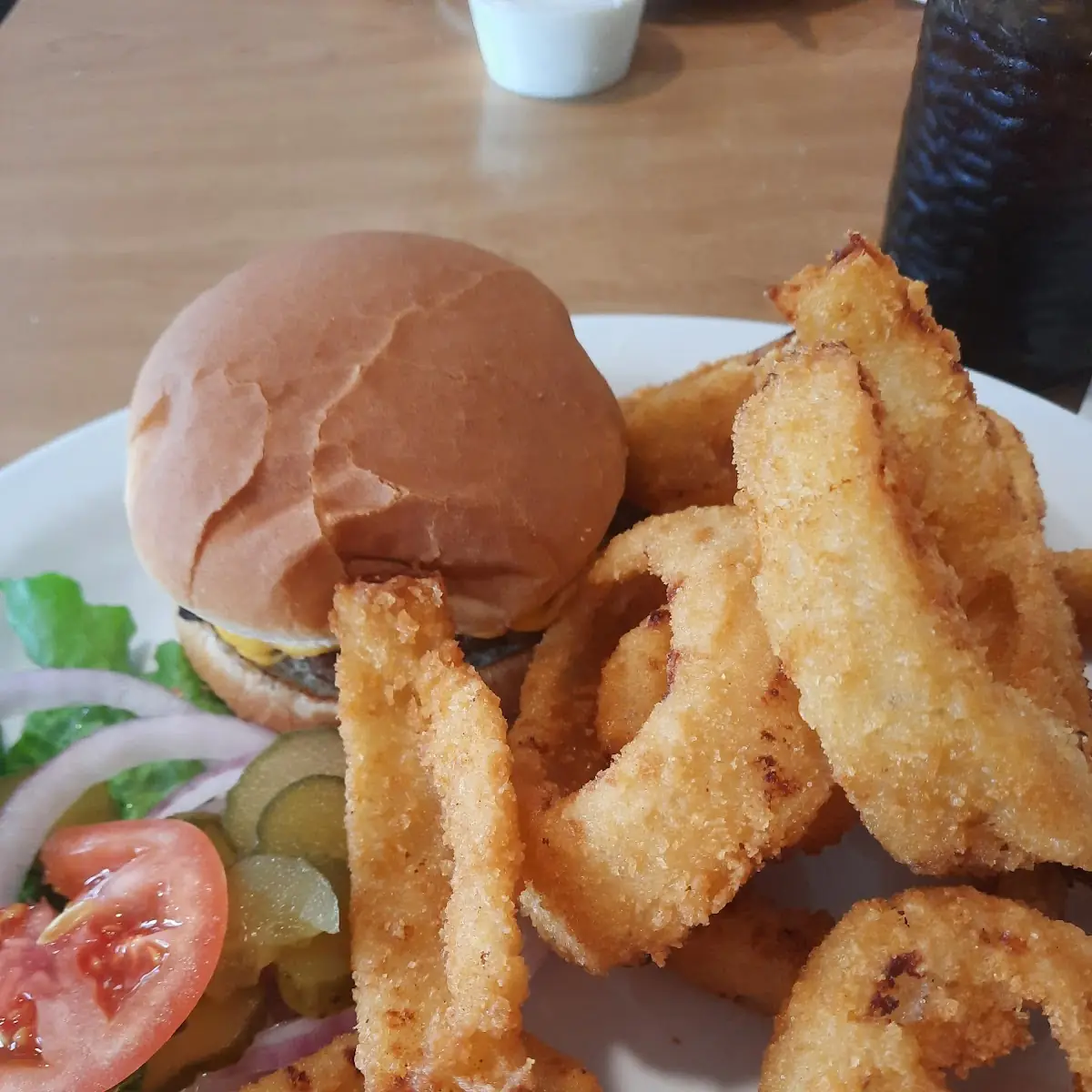 Cheeseburger and Onion Rings