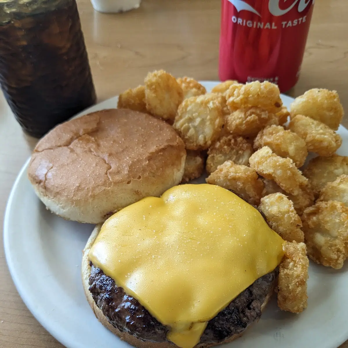 Cheeseburger & Tater Tots