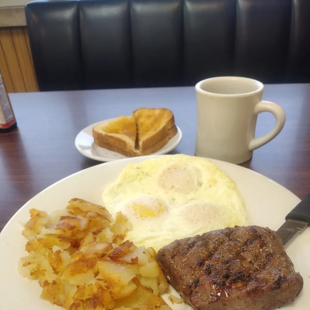 Chopped Steak & Eggs