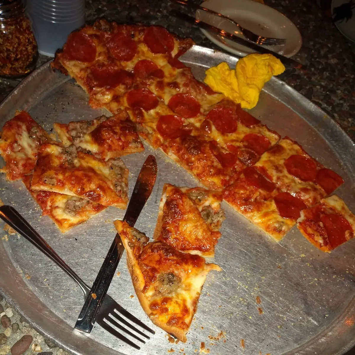 Neapolitan Cheese or Pepperoni Pizza Slice