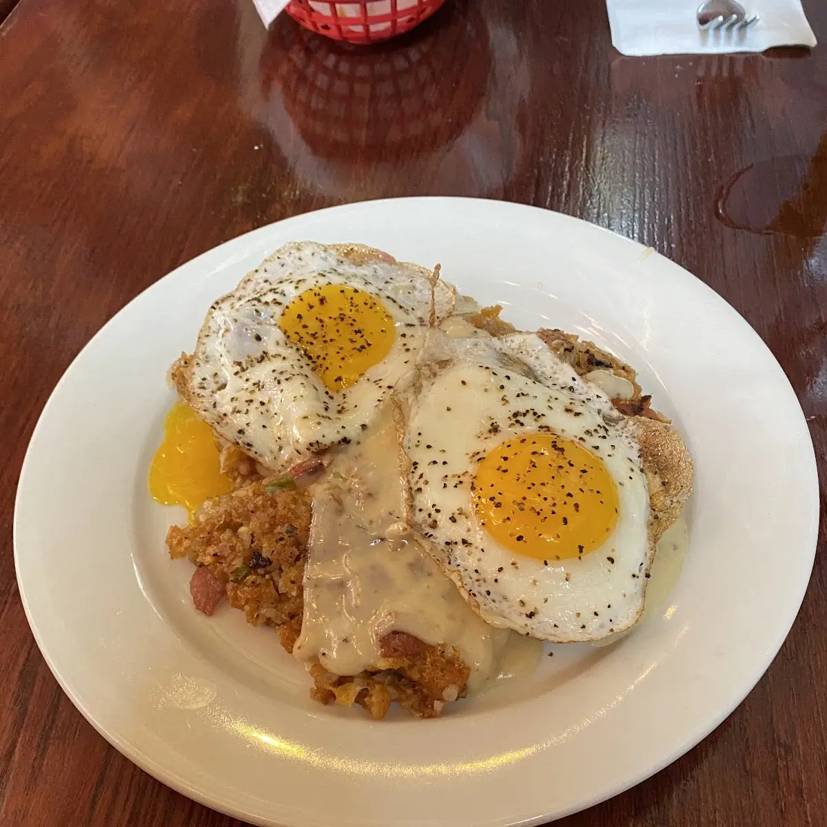 Lucky's Sausage Gravy & Biscuits
