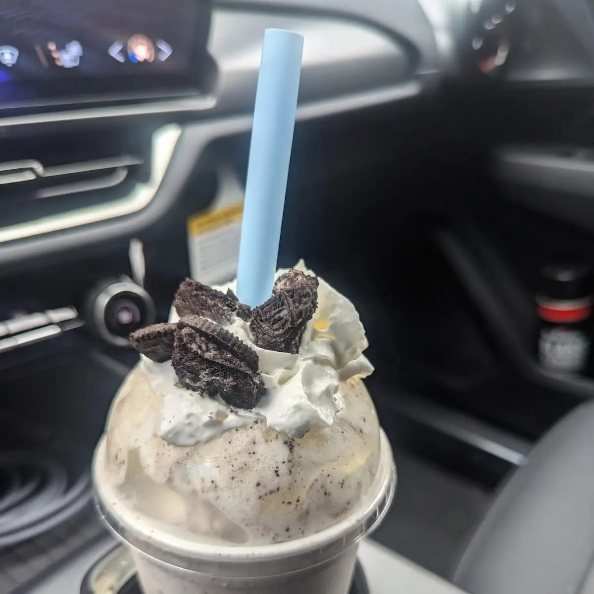Vanilla Oreo Shake