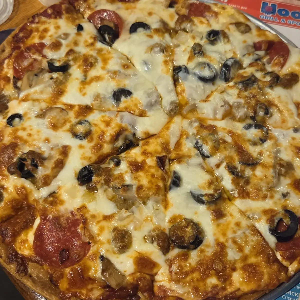 Hoops' Supreme Pizza