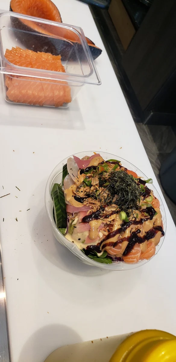 Suprême, Ahi Poke Laval