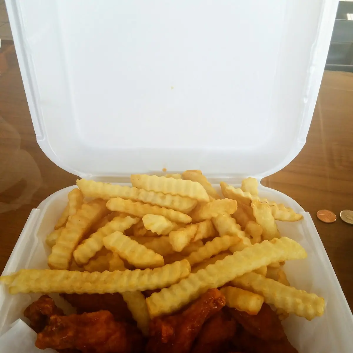 Medium Hot Wings and Fries