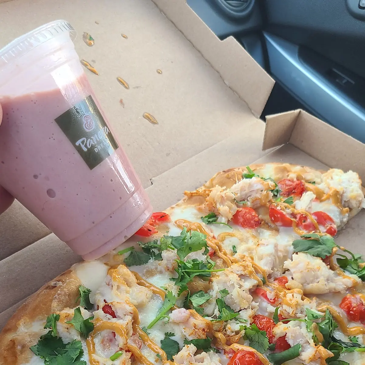 Margherita Flatbread Pizza