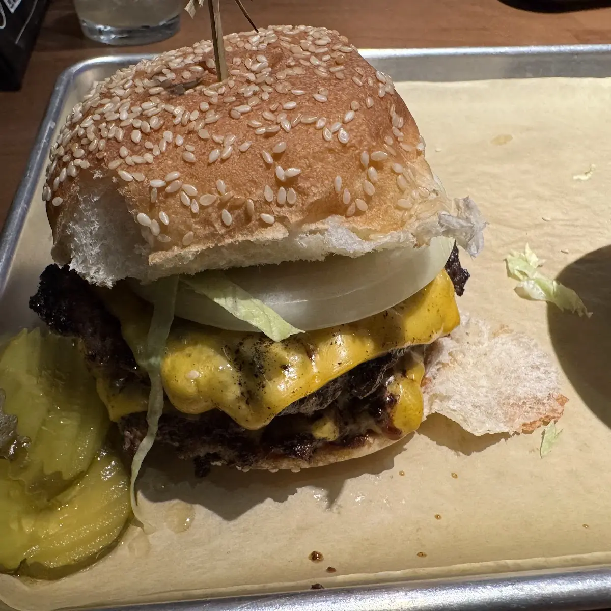 Burger W