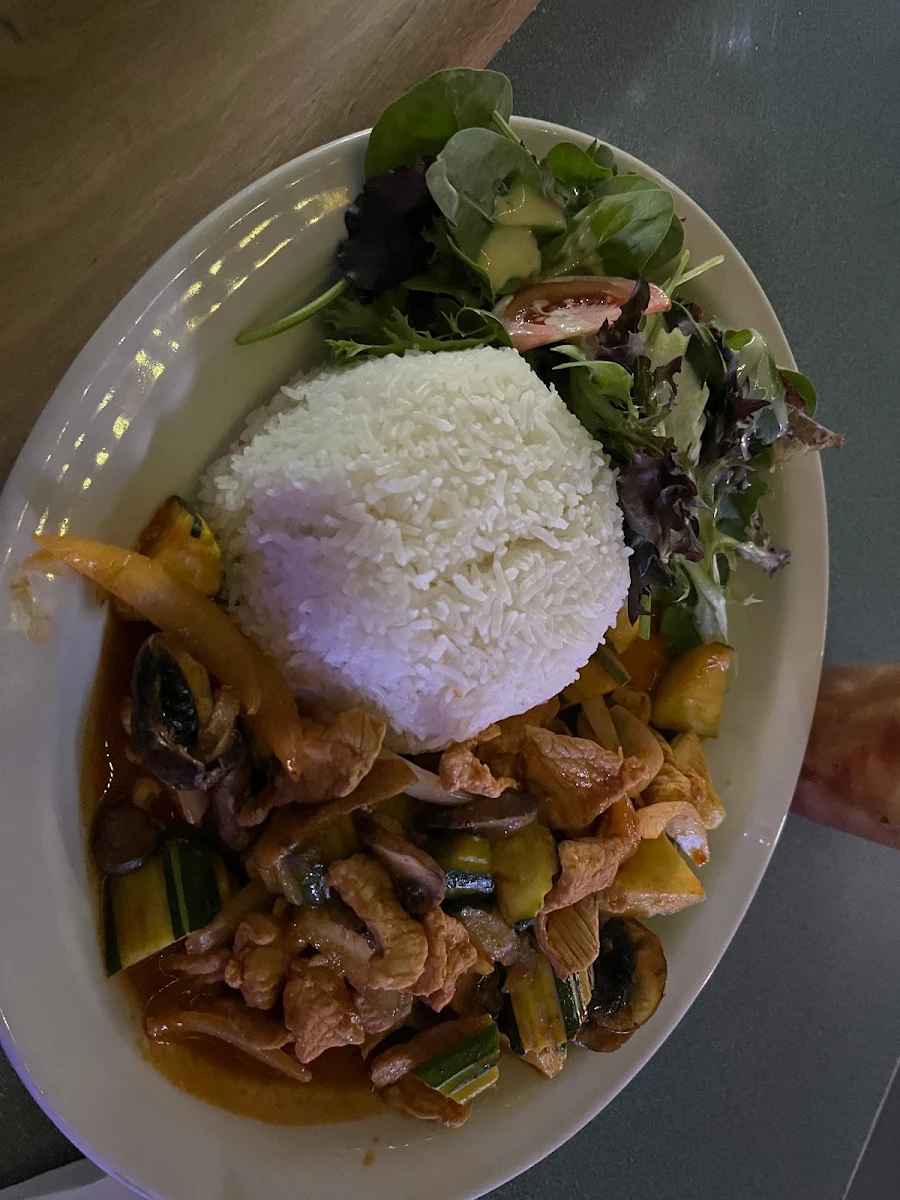 Rice and Chicken Stir Fry