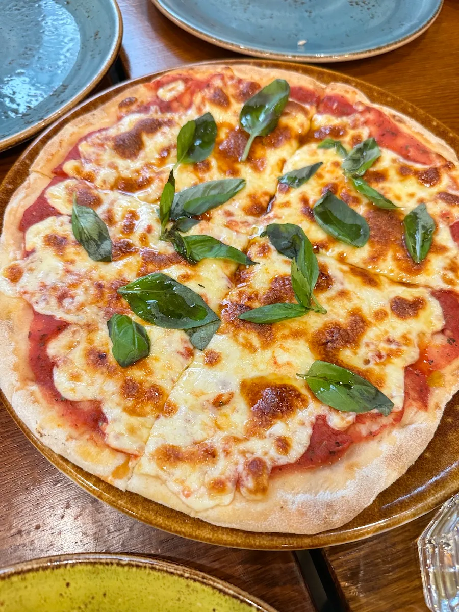Andiamo Pizza, Cafe Andiamo