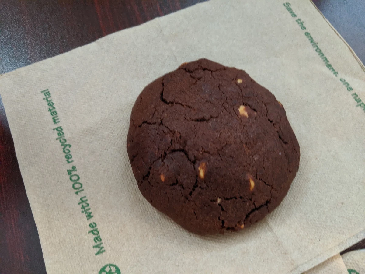 White Chocolate Chip Cookie