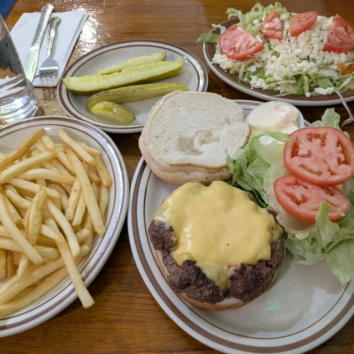 La Burger Deluxe