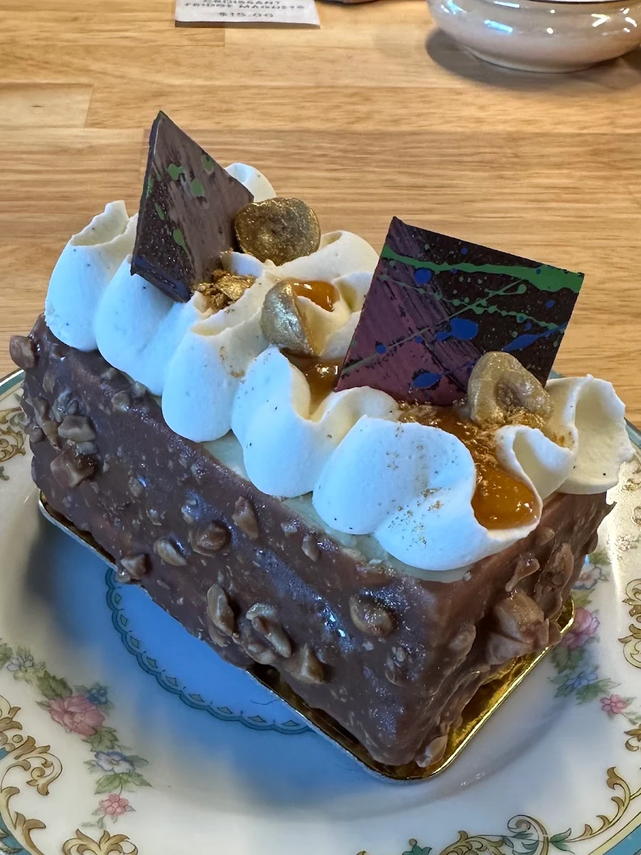 Hazelnut Chocolate Slice