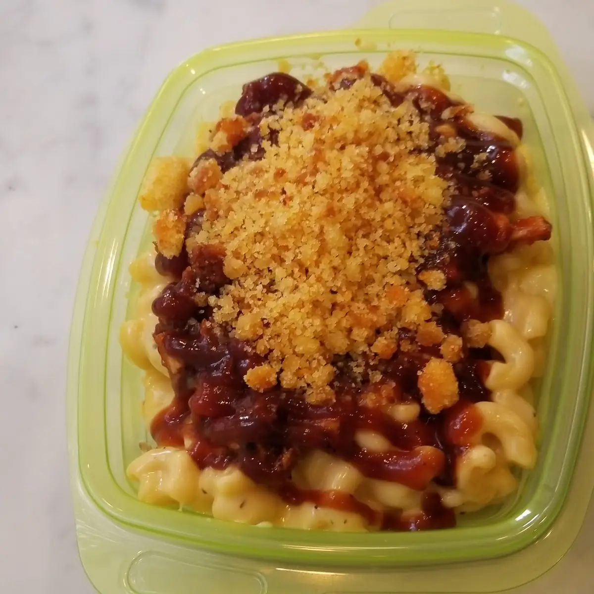 Mac and Cheese with BBQ Pork