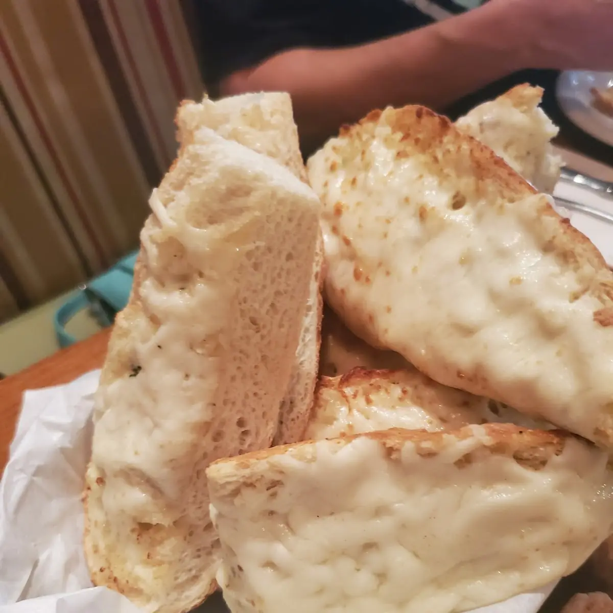 Garlic Cheese Bread