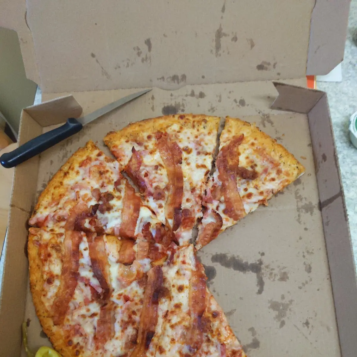 Thin Crust 14 Pizza