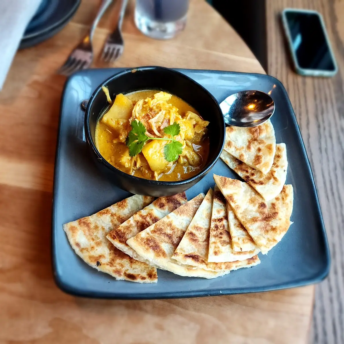 Roti Yellow Curry