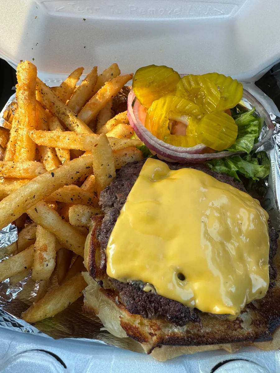 Green Chile Gringo Cheeseburger