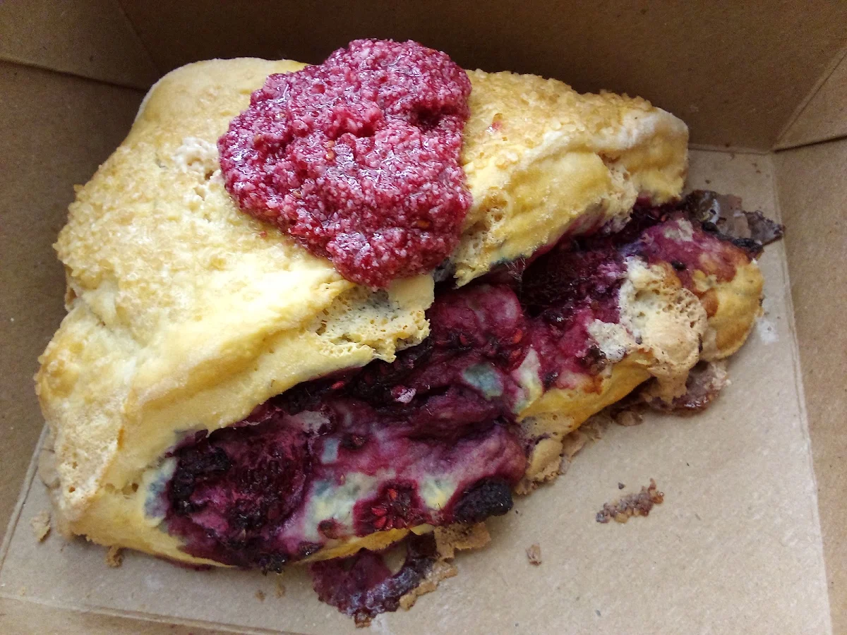 White Chocolate Raspberry Scone WI