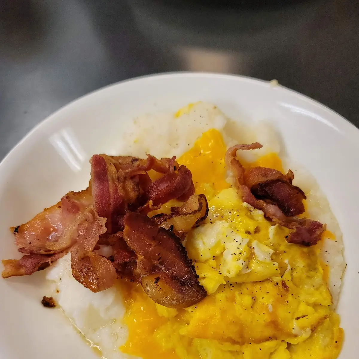 Bacon Egg & Cheese Grits Bowl