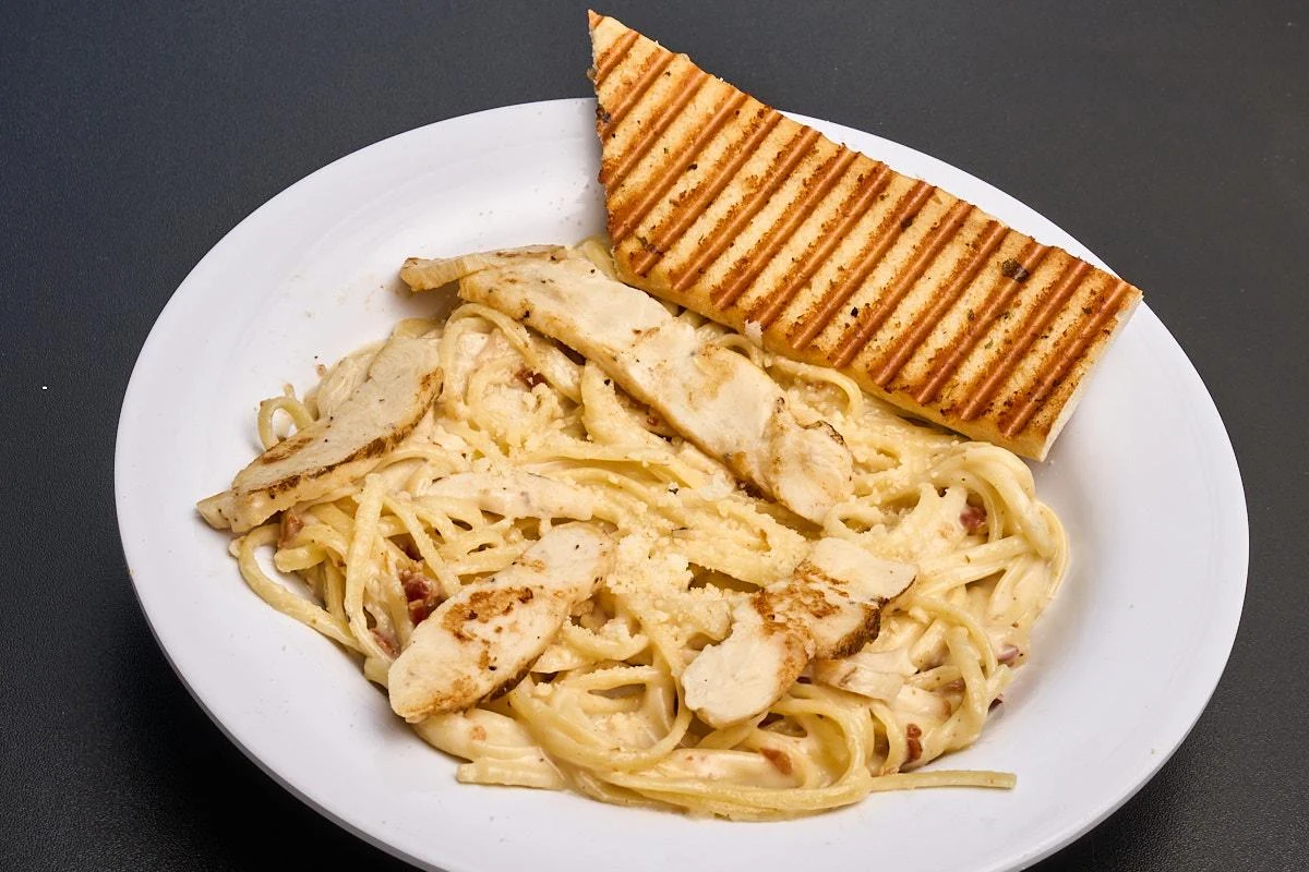 Chicken Carbonara Pasta