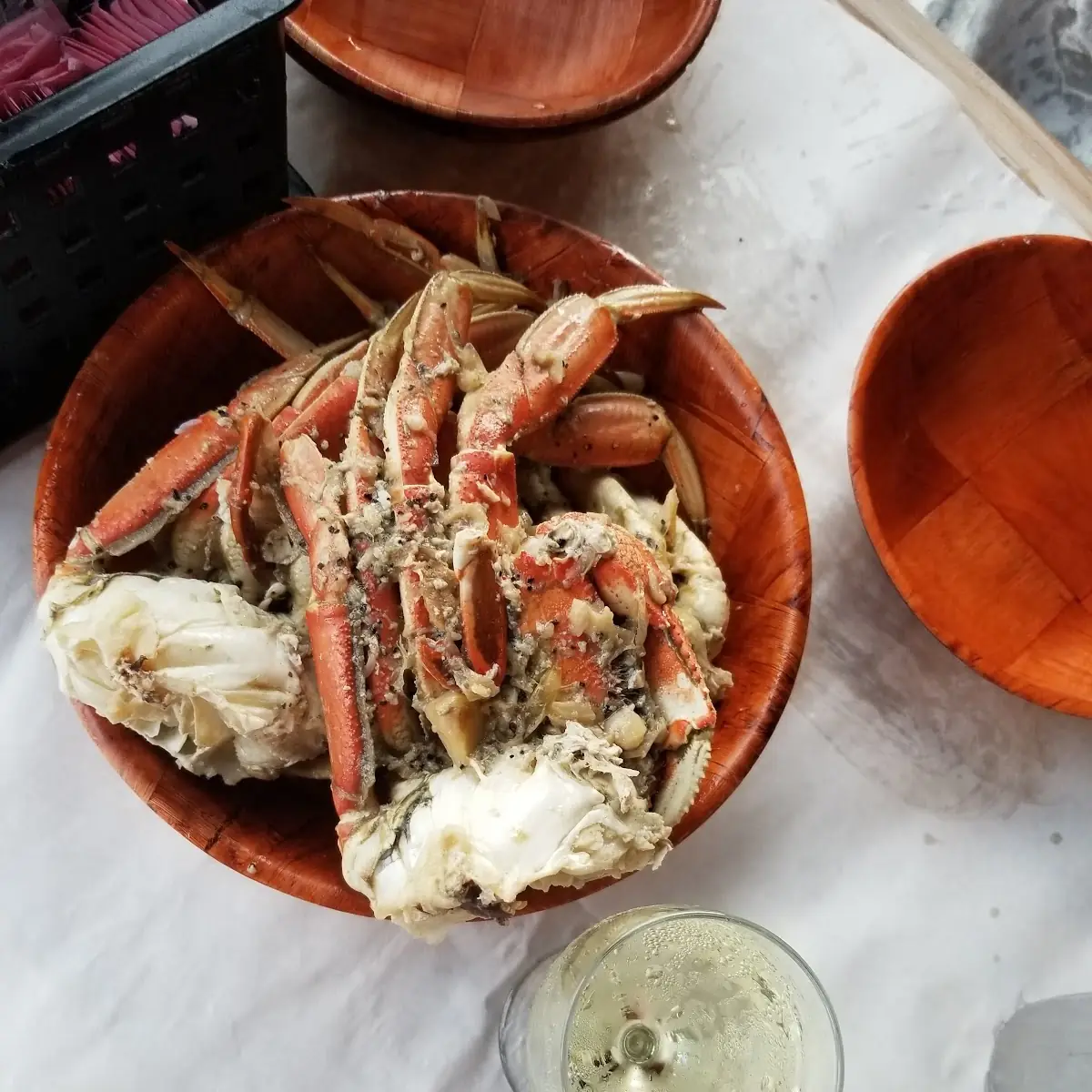 Dungeness Garlic Crabs