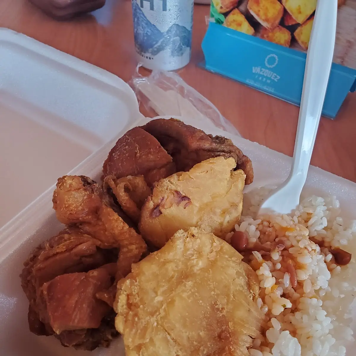 Yuca Con Pollo Asado
