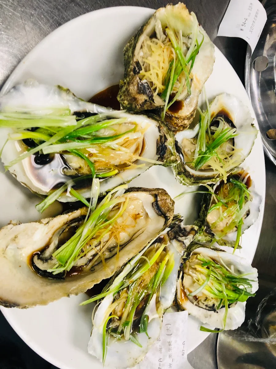 Ginger and Onion Oyster in Teppan
