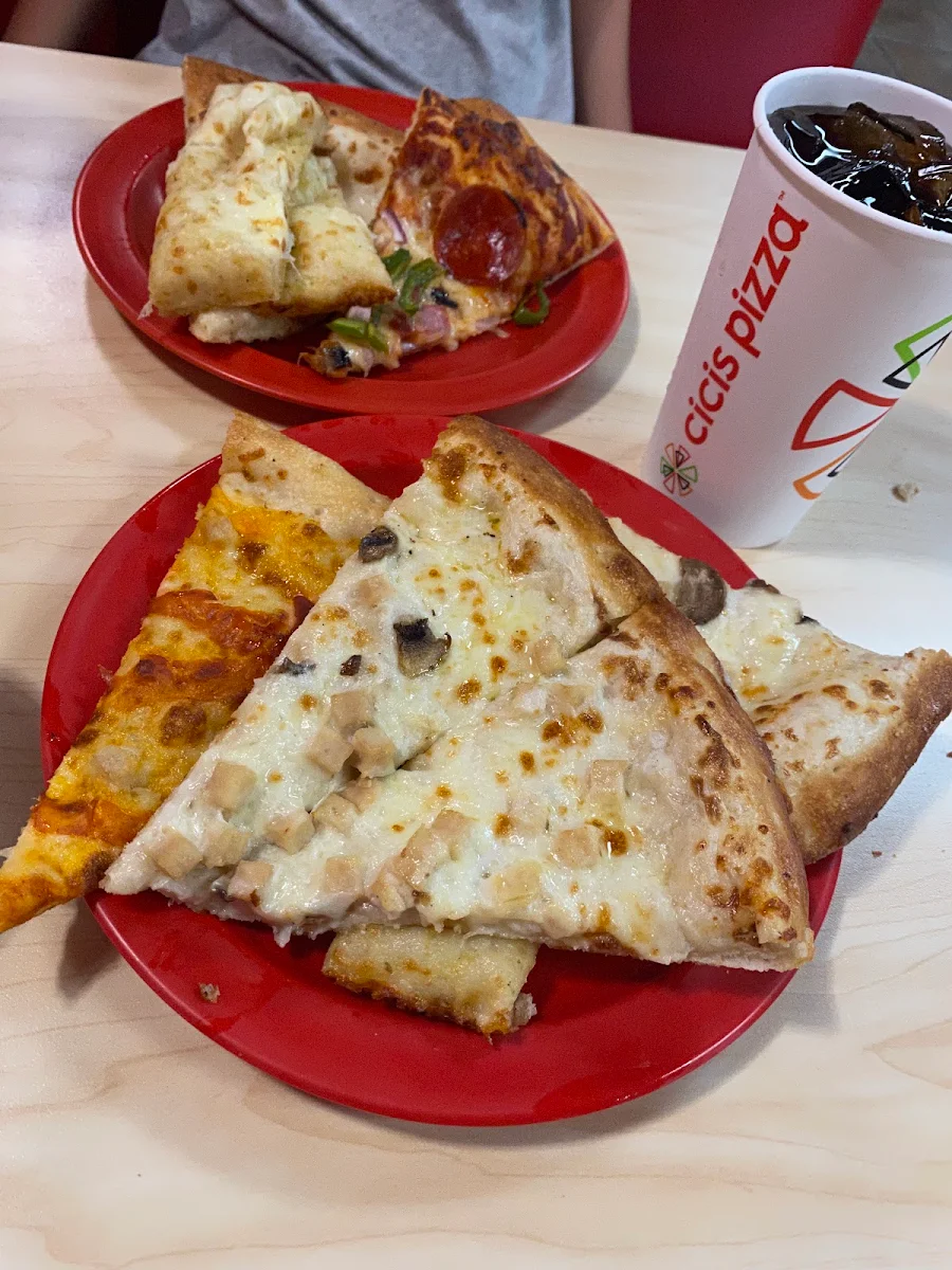 Supreme and Buffalo Chicken Pizza