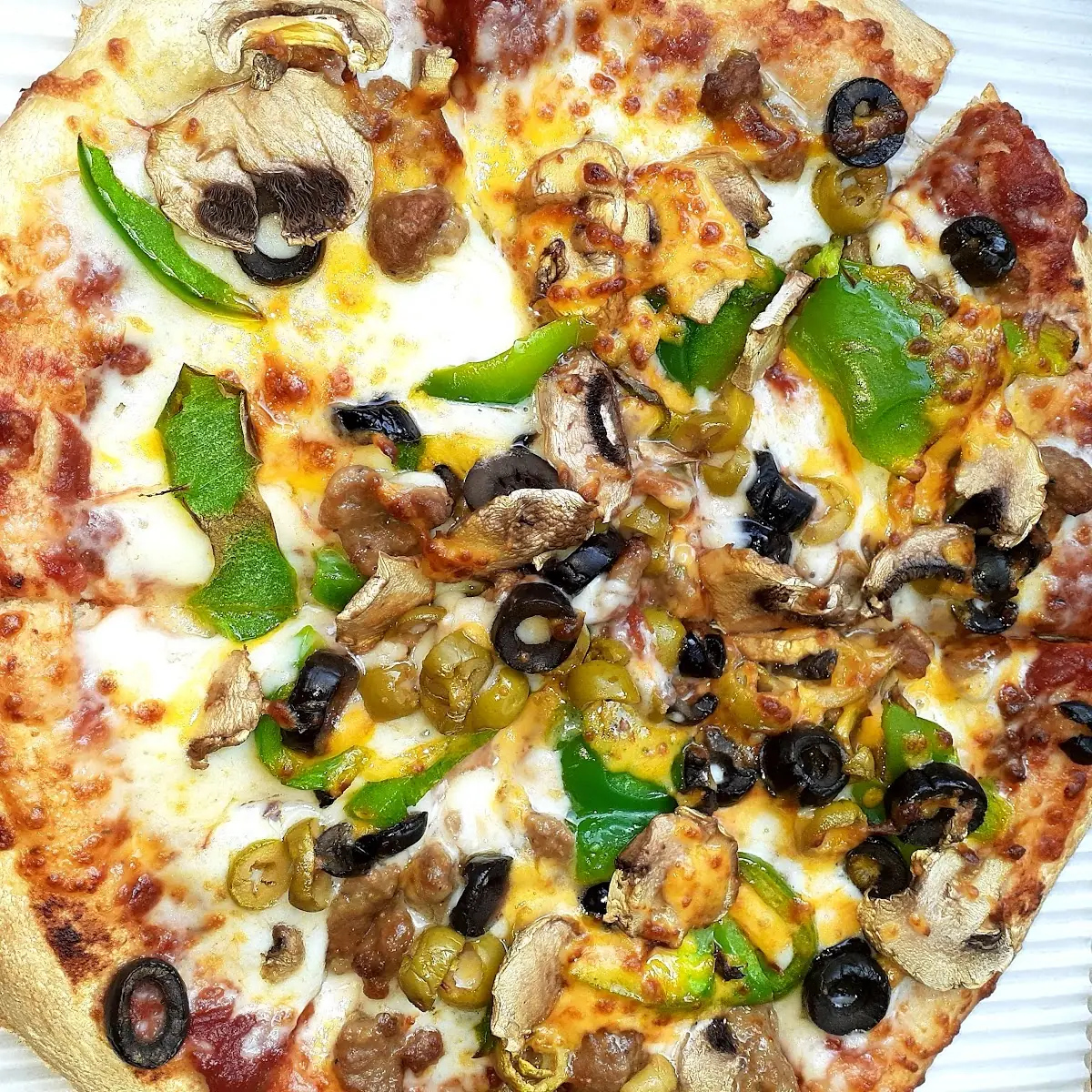 Personal Pizza with Traditional Crust