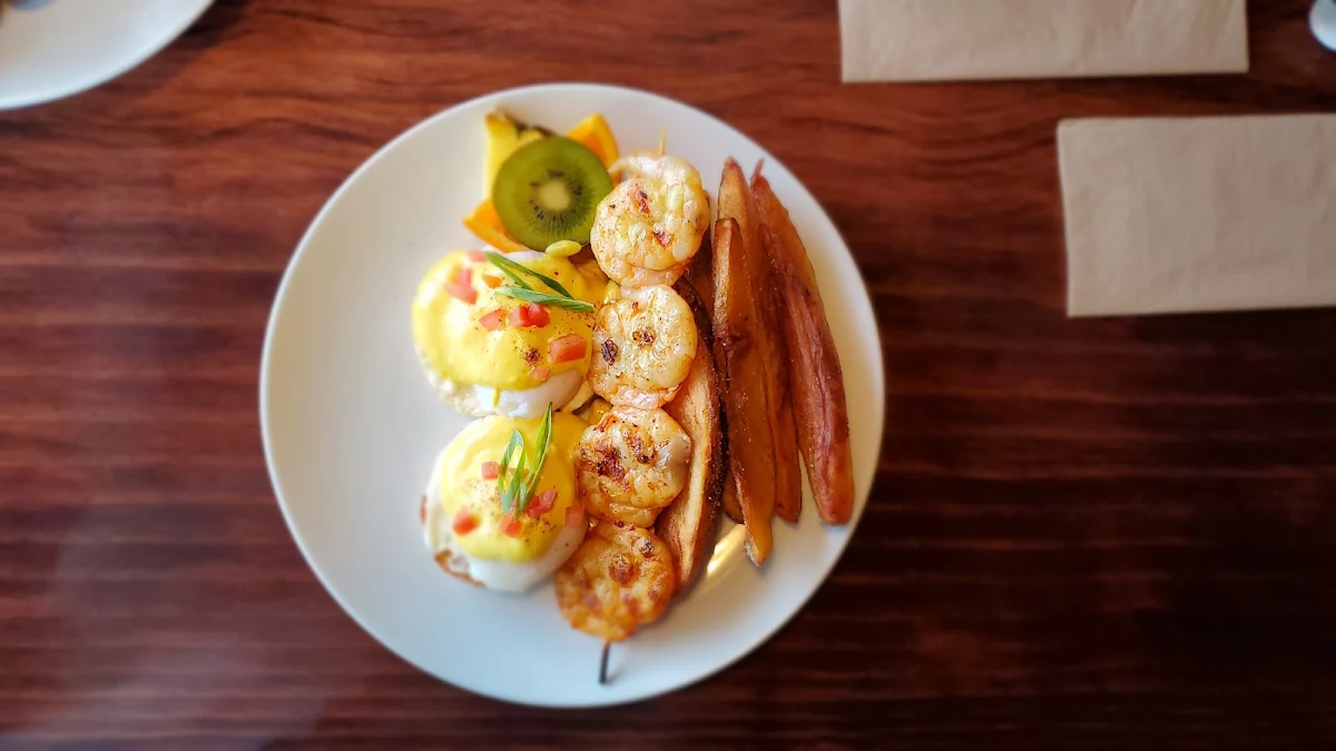 Grilled Shrimp Benedict Full