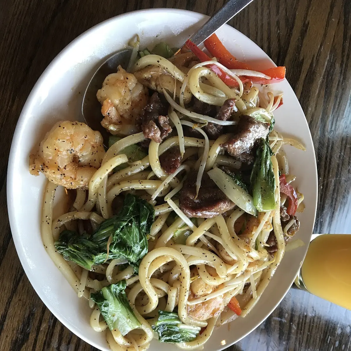 Black Pepper Combination Udon Noodles