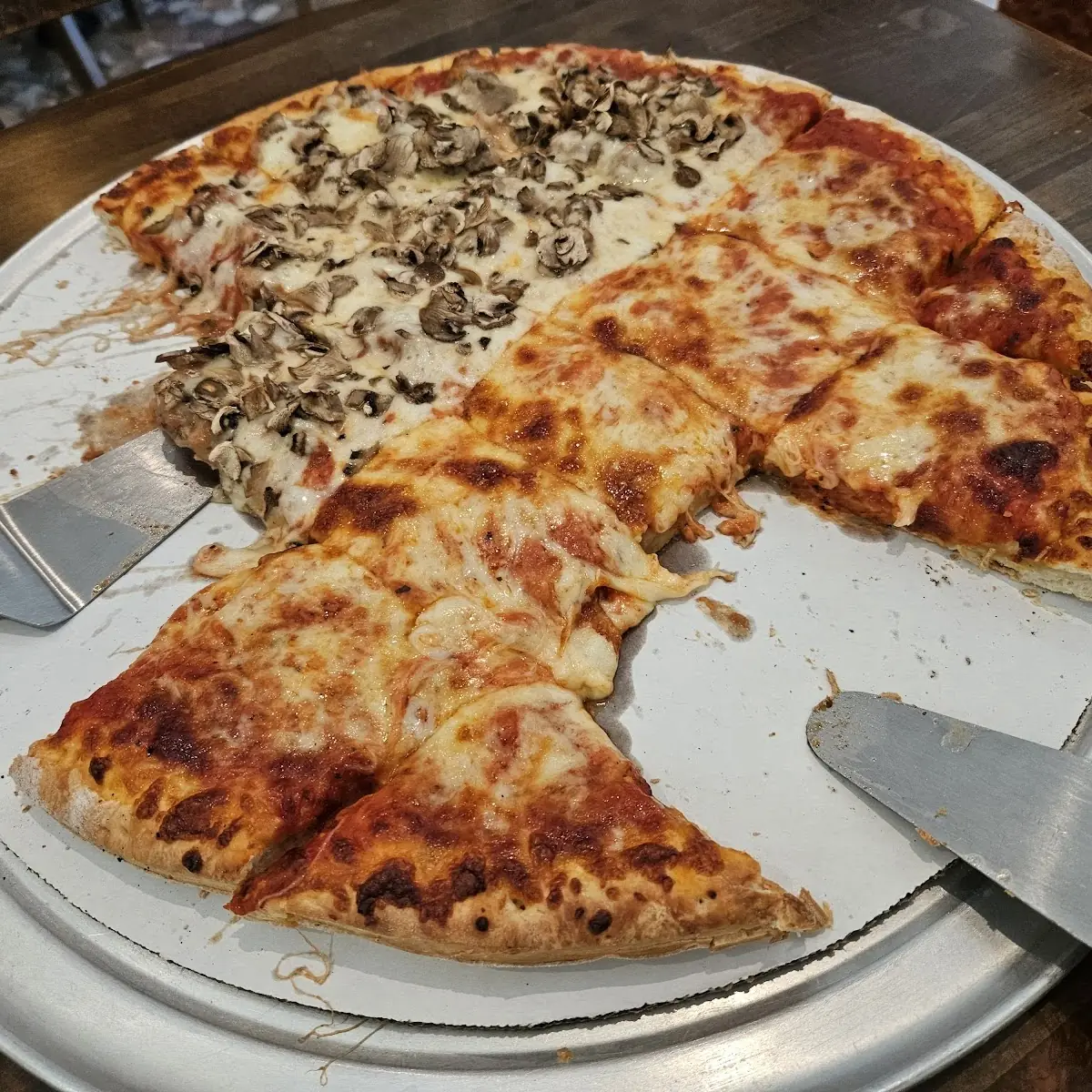 Half Cheese Half Sausage & Mushroom Pizza