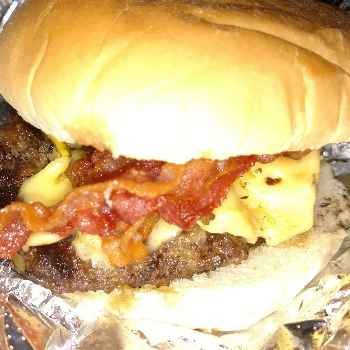 Bacon Cheeseburger