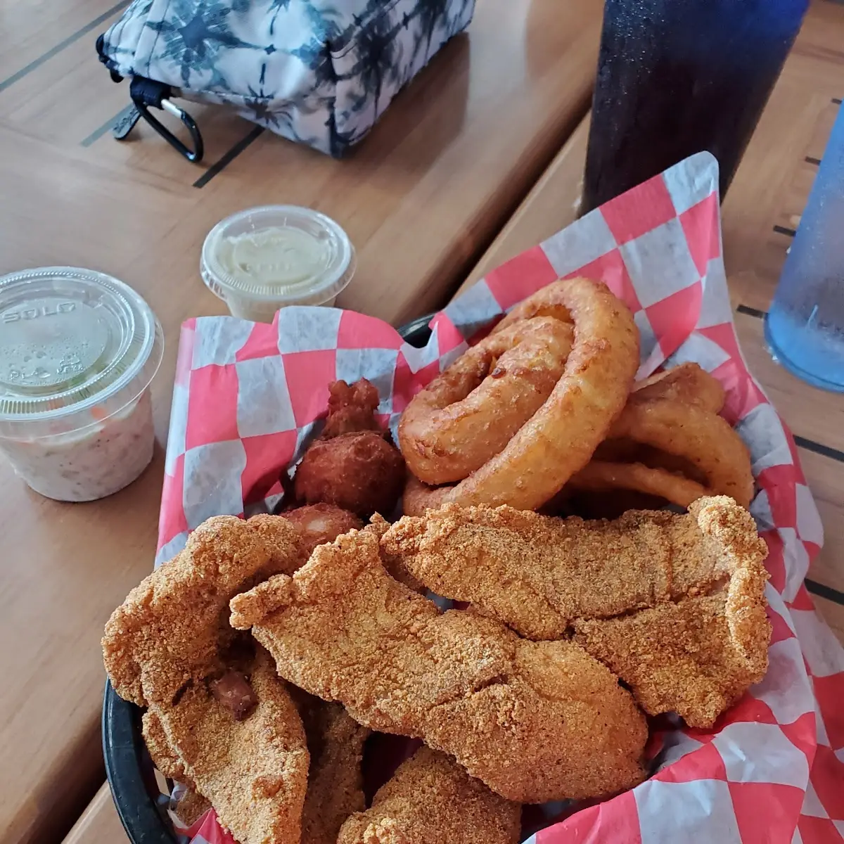 Catfish Basket w Onion Rings