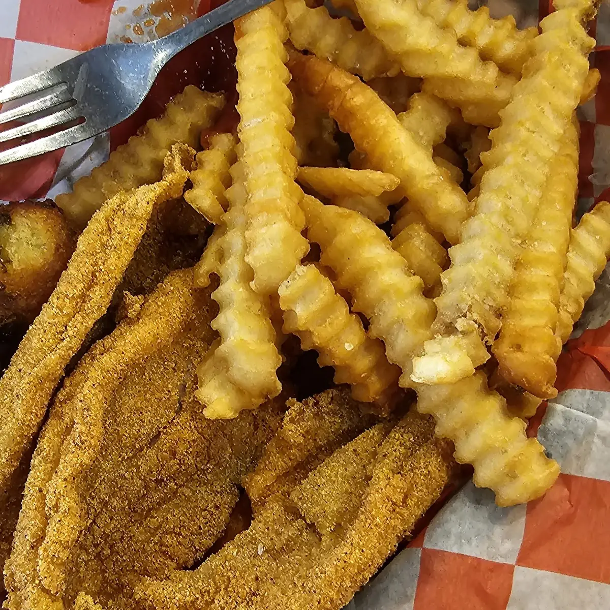 Catfish & Shrimp Basket
