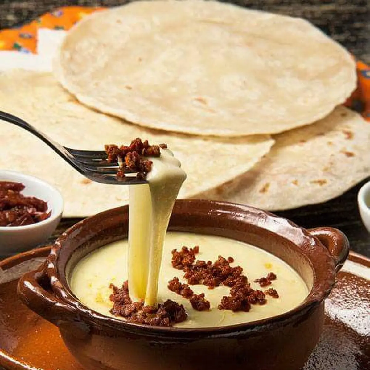 Queso Flameado