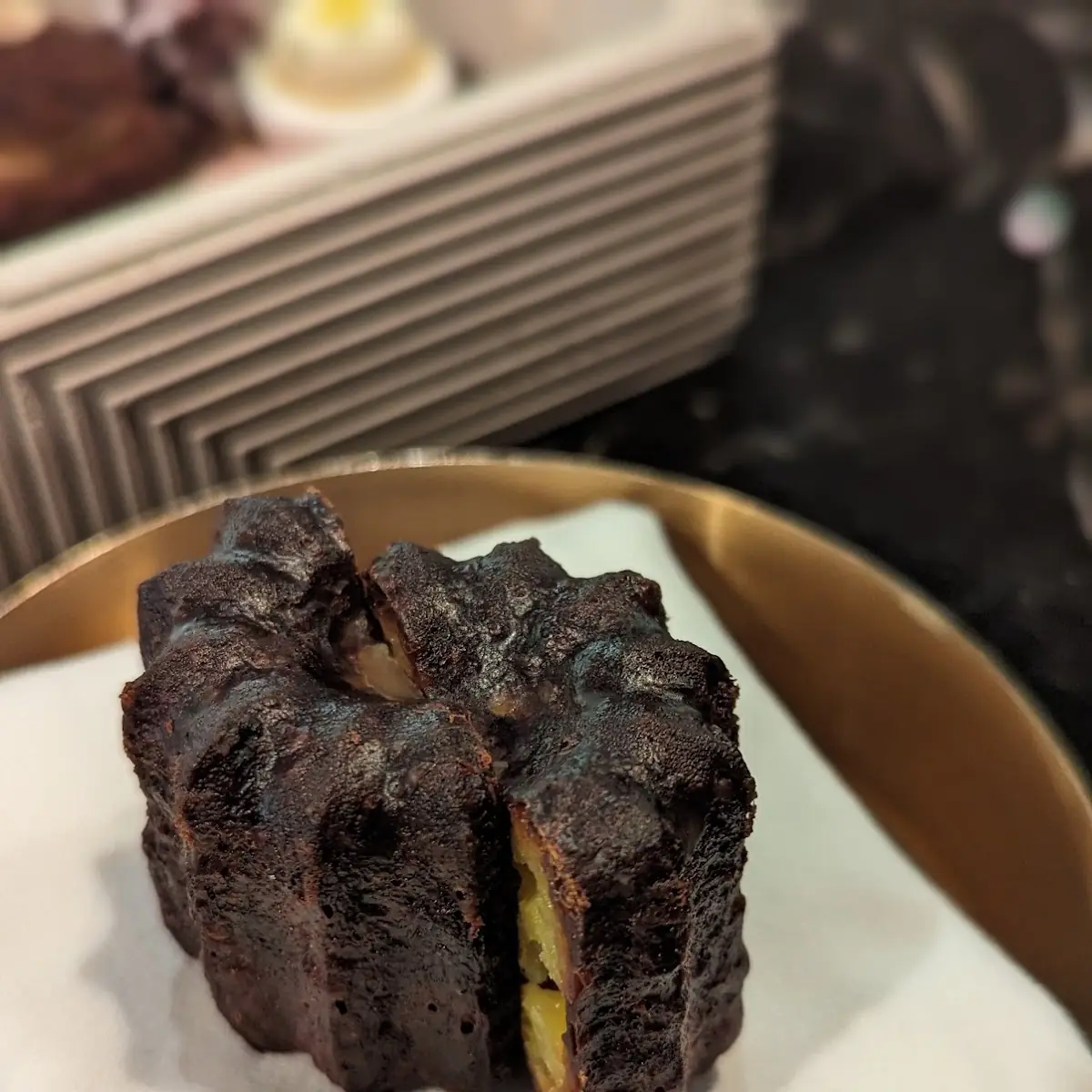 Hojicha Milk Tea Canele