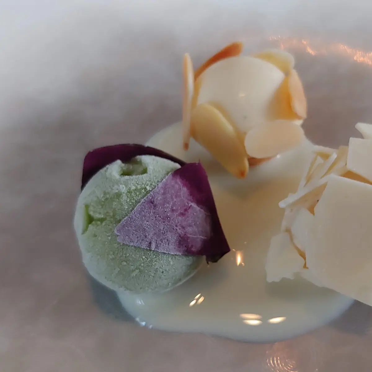 White Chocolate Almond Sorrel