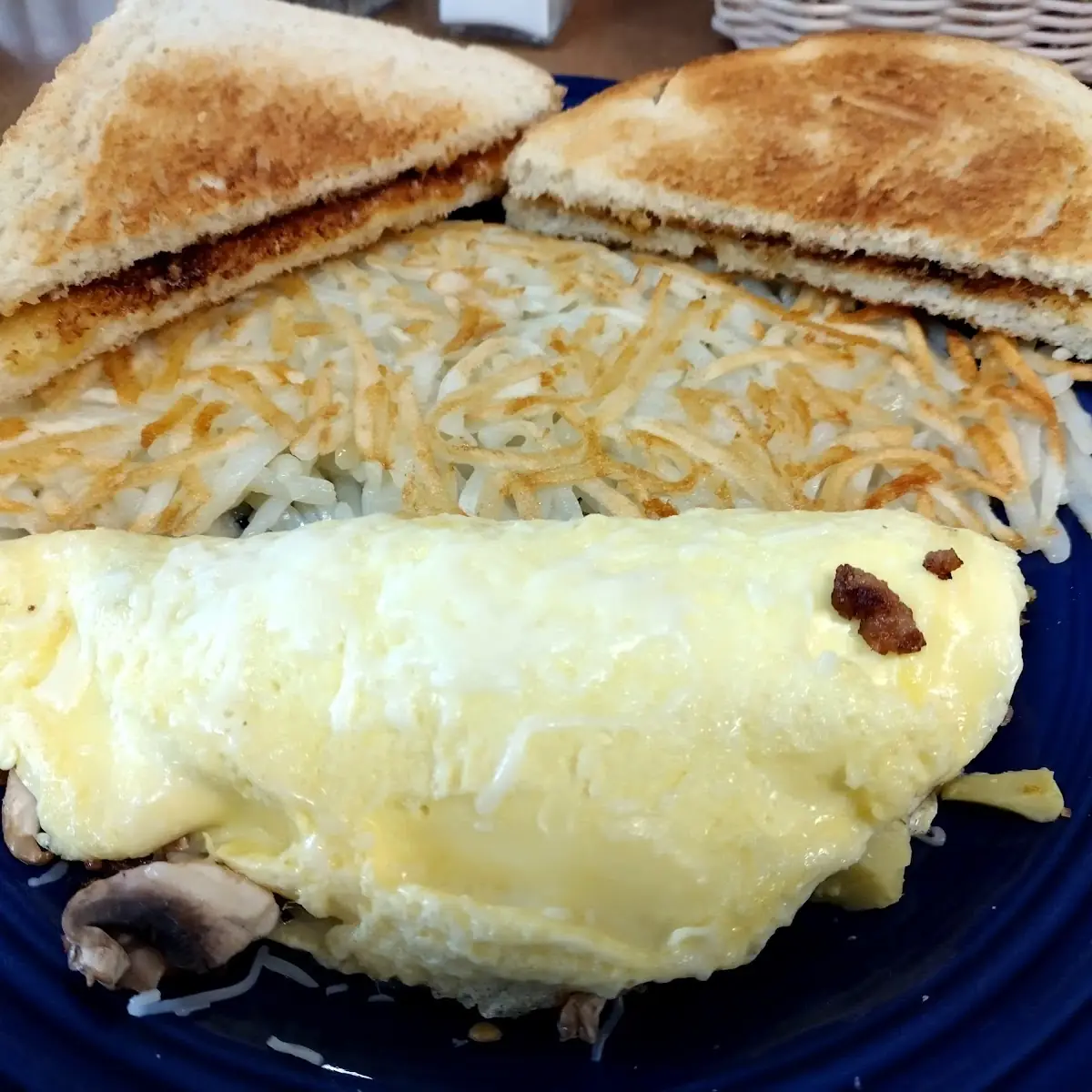Omelette w Hash Browns