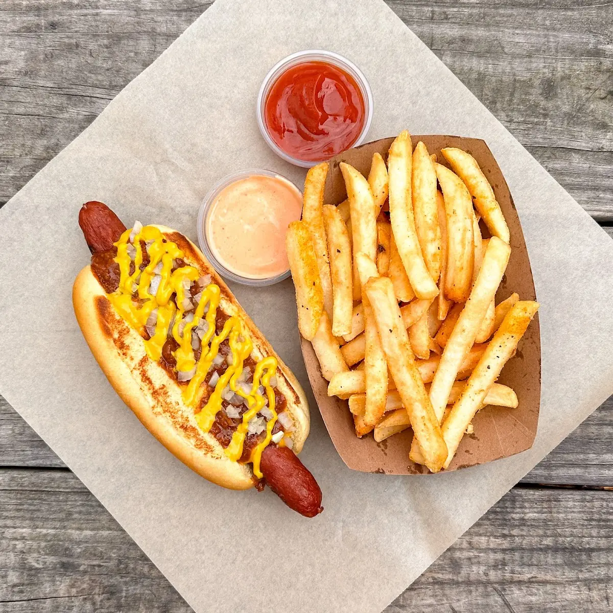 Red's Favorite Hot Dog