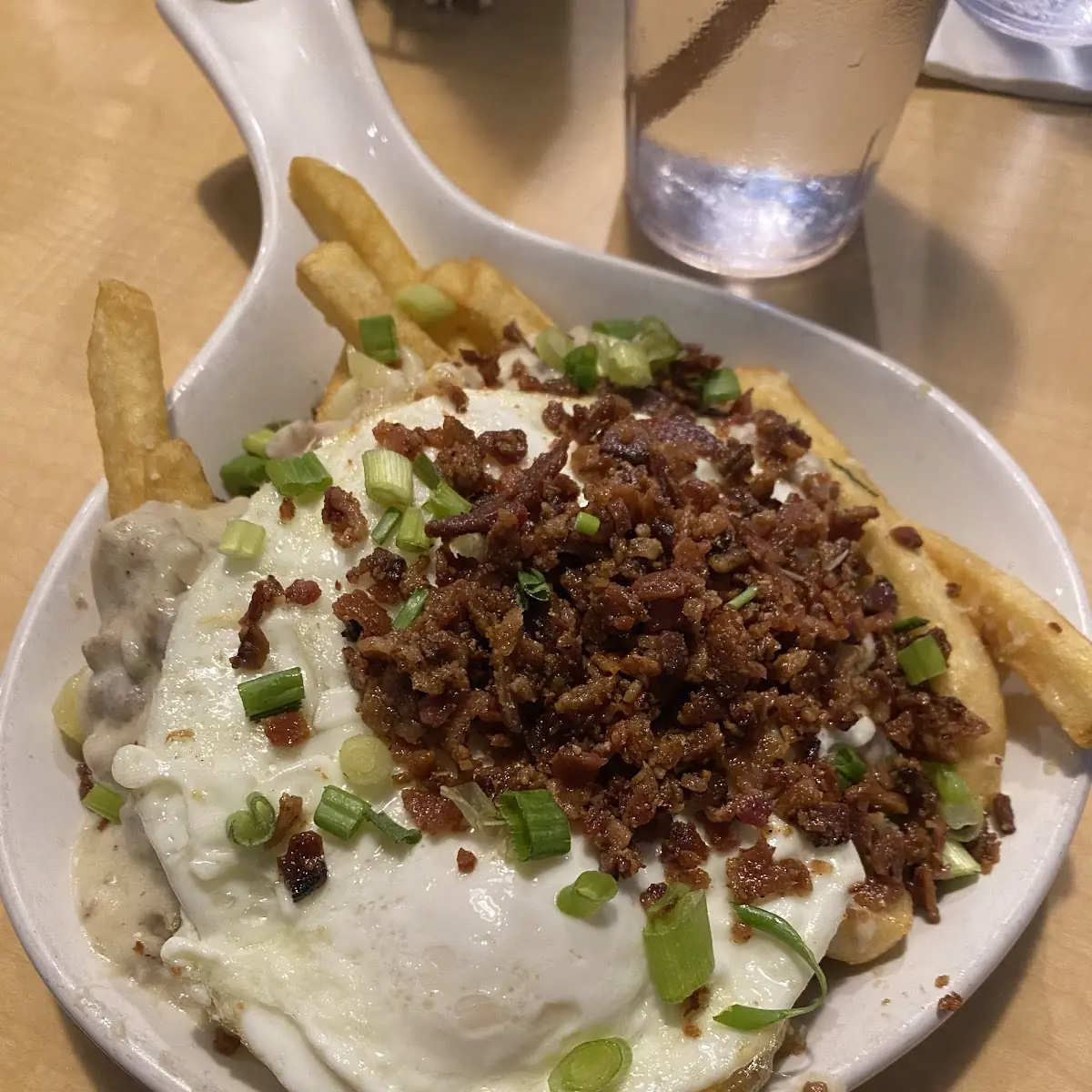 Breakfast Poutine