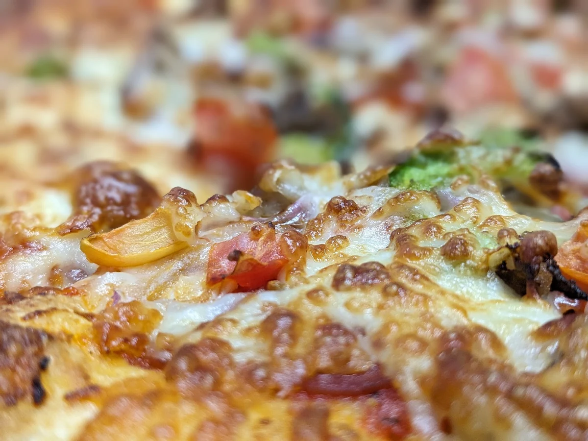 Pizza Deluxe
