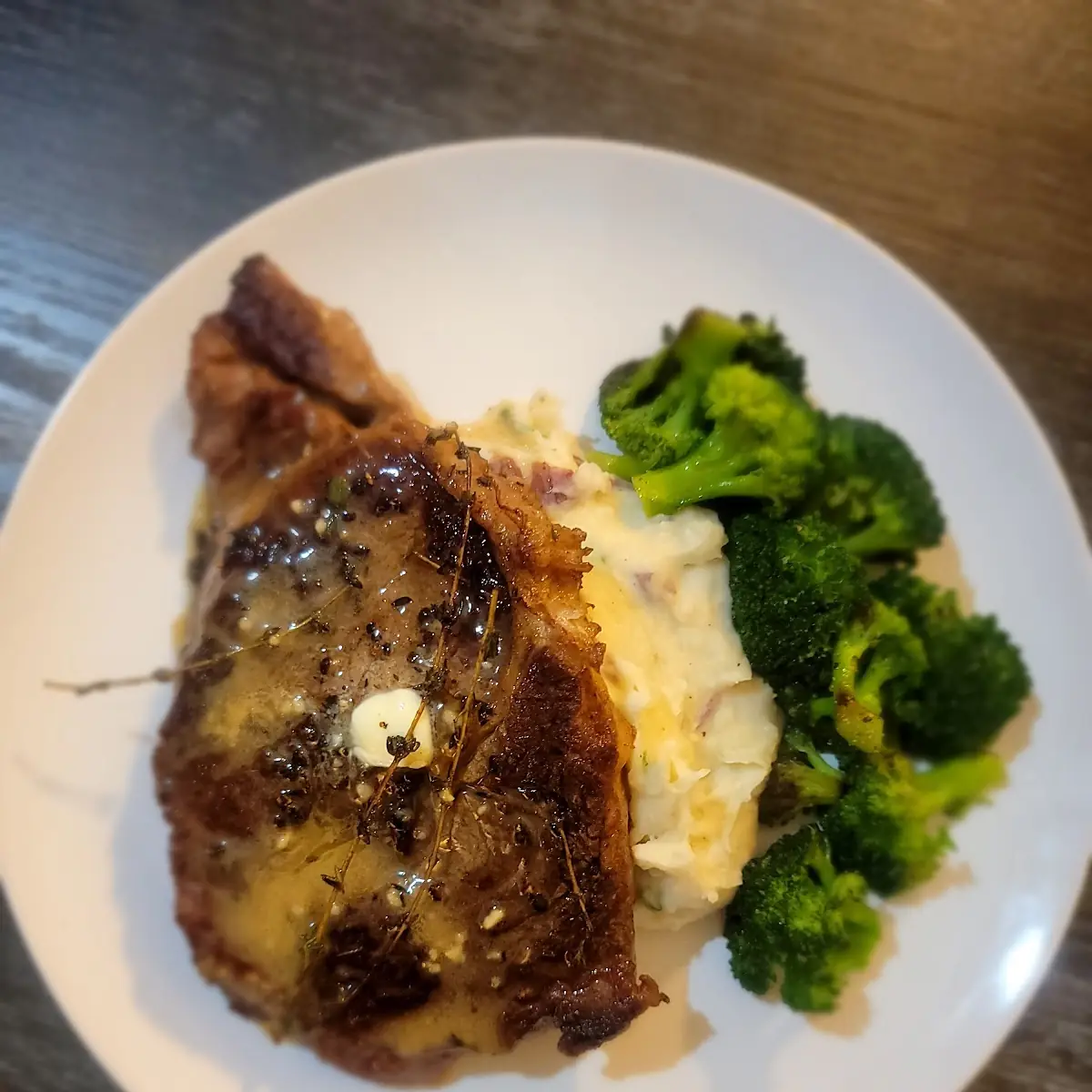 Oz Ribeye