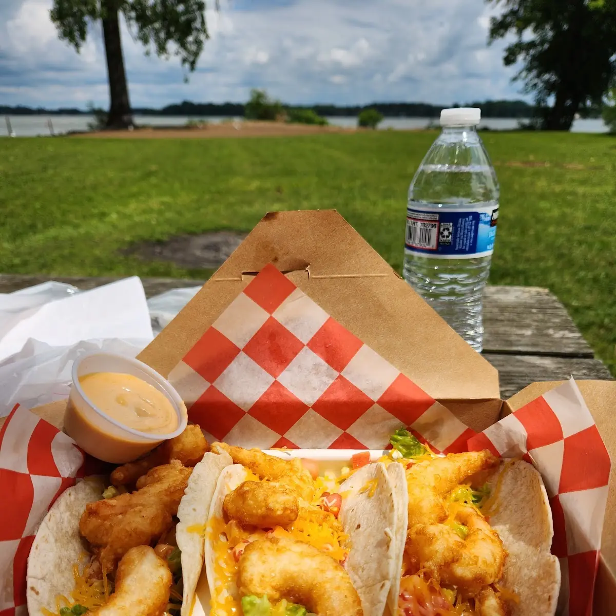 Shrimp Tacos with Sriracha Sauce