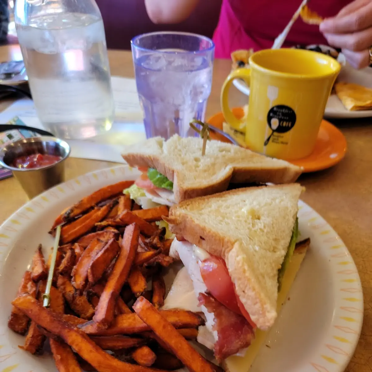 Broken Yolk Sandwich