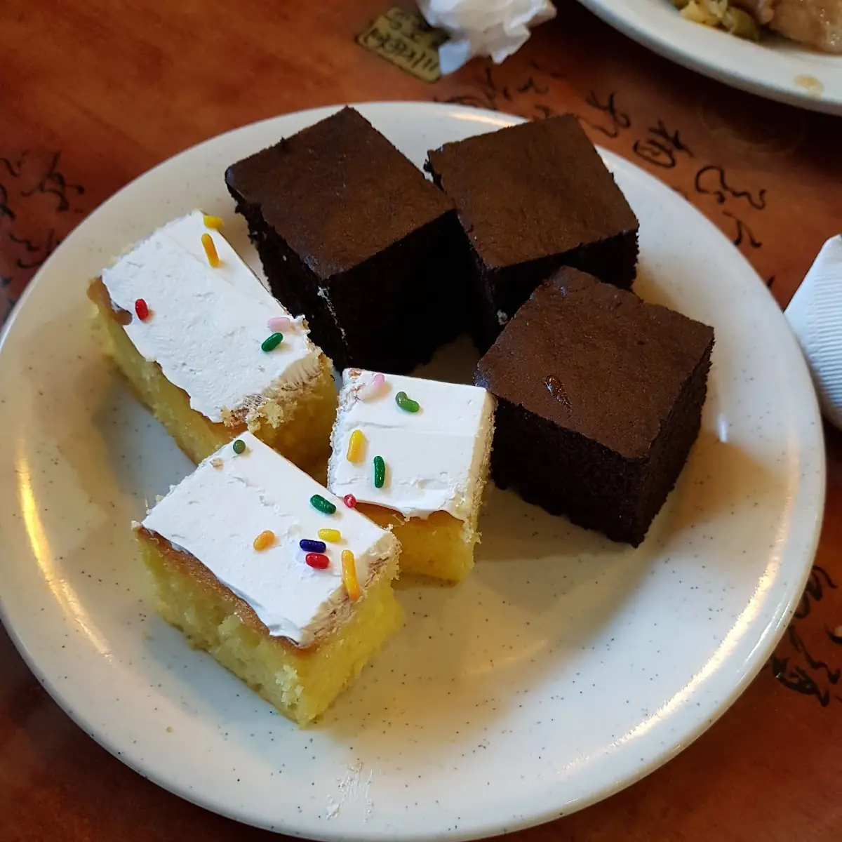 Chocolate Cake and Vanilla Cake