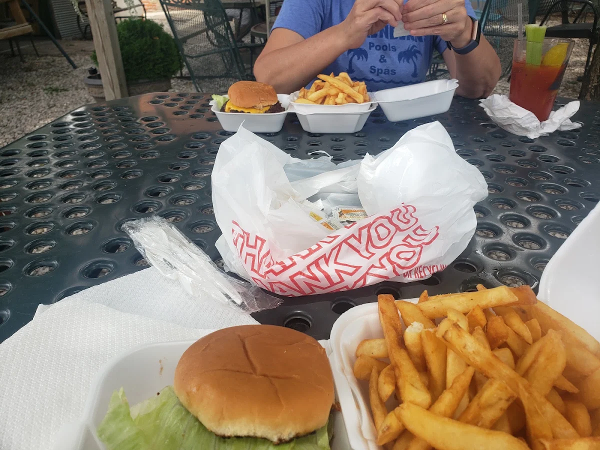 Pulled Chicken Sandwich Combo
