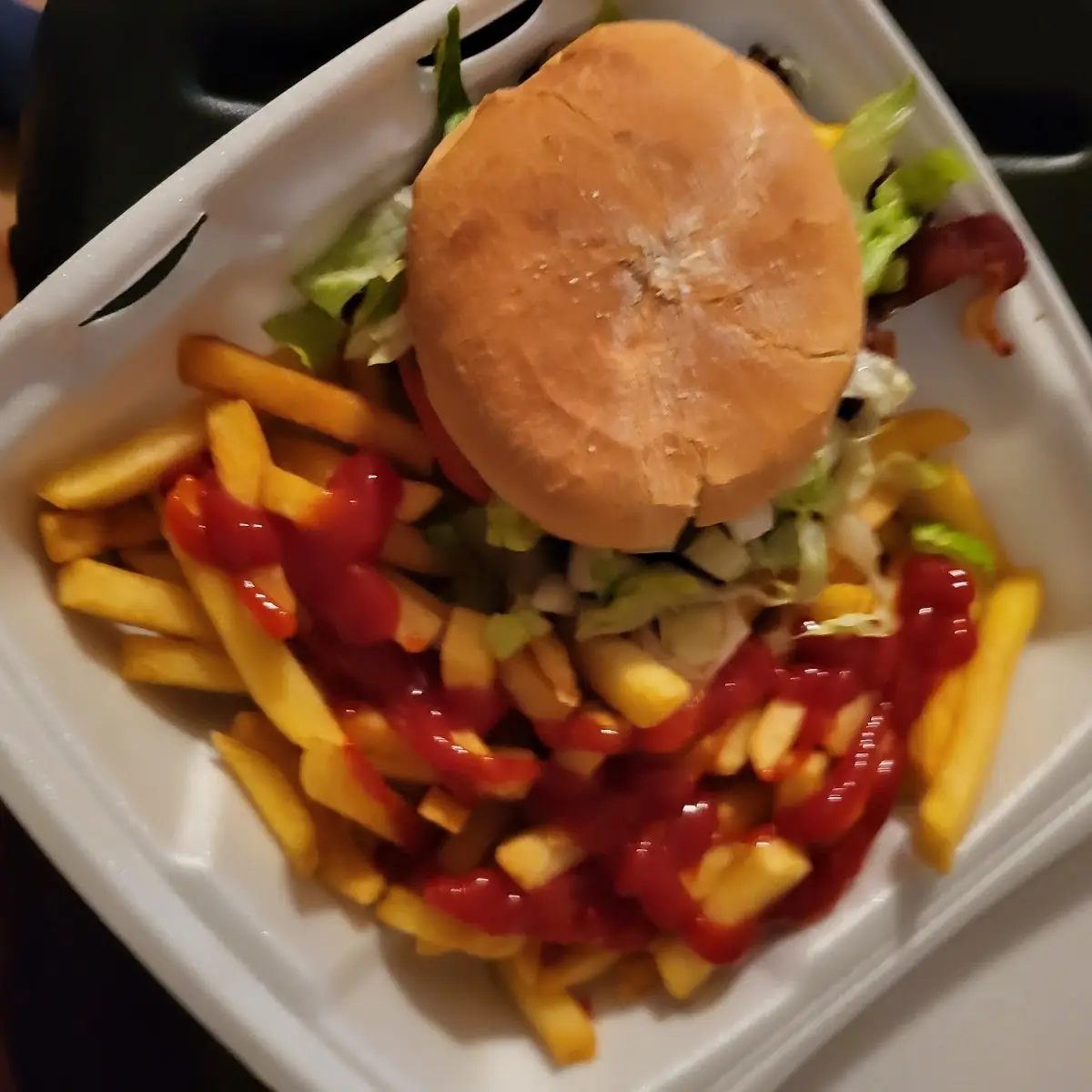 Bacon Cheeseburger with Fries