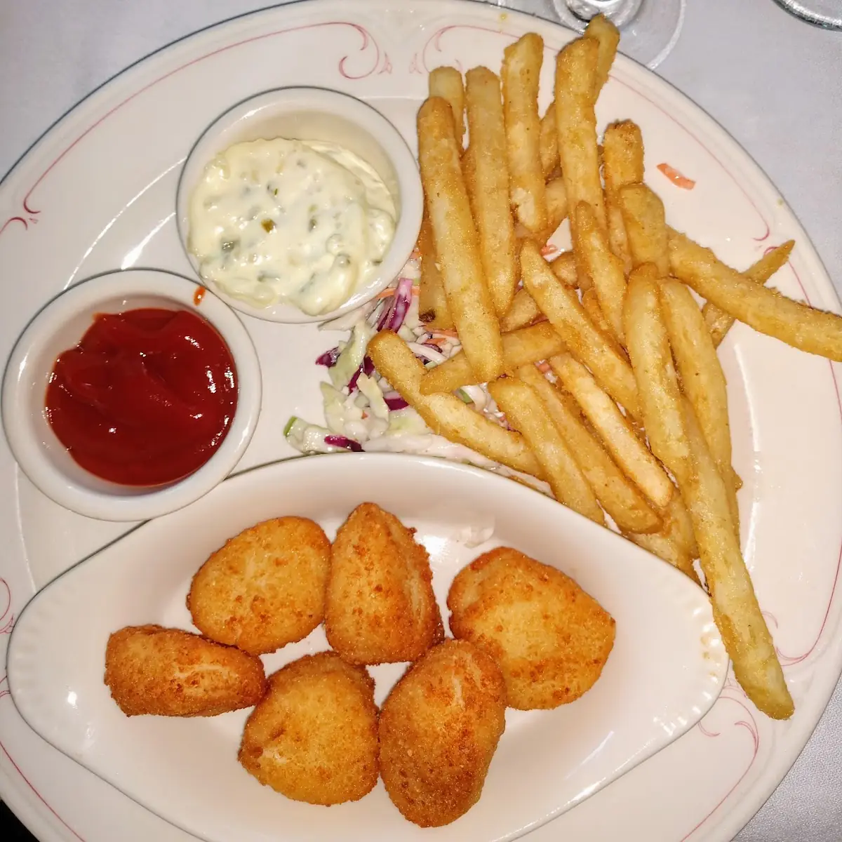 Fried Scallops with Fries and Slaw